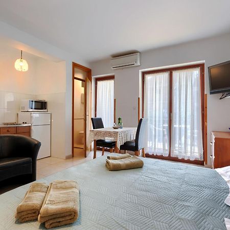 Apartment Alba - Roj157 By Interhome Rovinj Kültér fotó